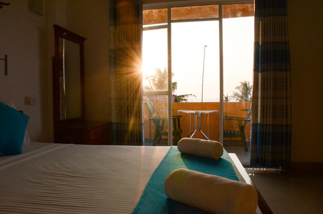 Yoho Beach Glory Hotel Negombo Luaran gambar